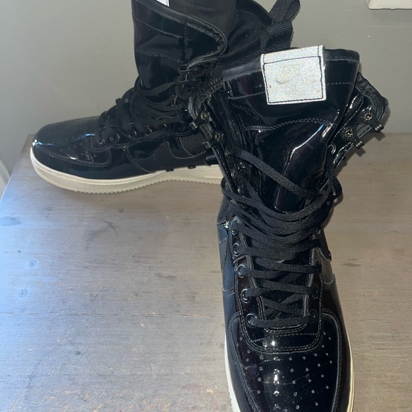 Nike Patent leather Air Force 1’s - Picture 4 of 7